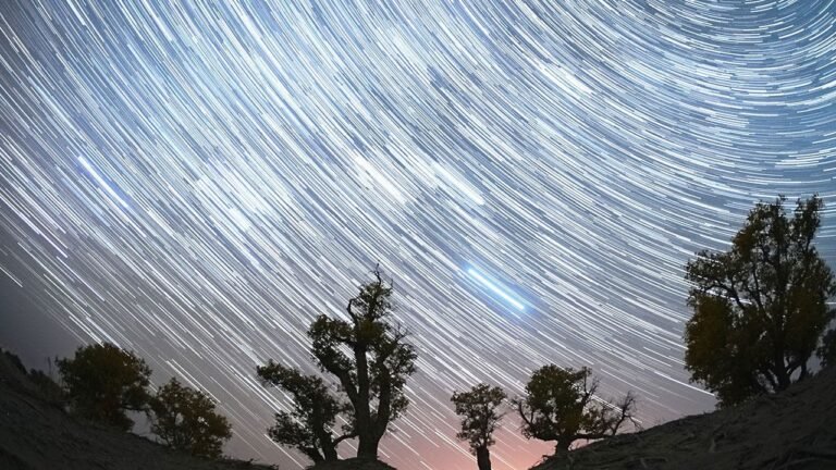 Orionid meteor shower to light up night sky through most of November